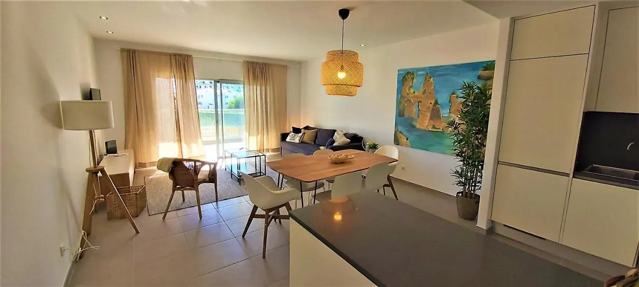Albufeira Beach Apartment 0*,