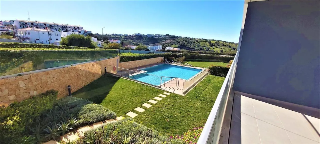 Albufeira Beach Apartment 0*,